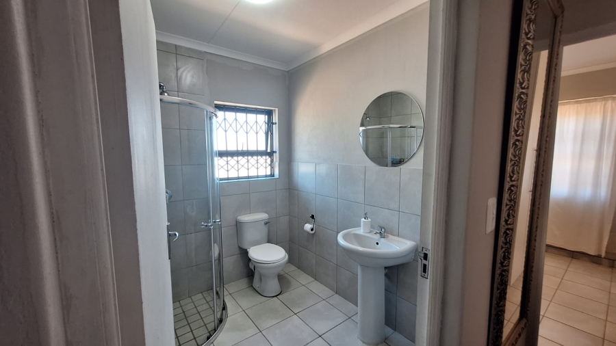 2 Bedroom Property for Sale in Rosemoor Western Cape